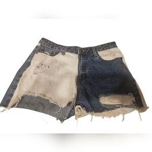 Women's Two-Tone Distressed Denim Shorts American Bazi‎ Size 9